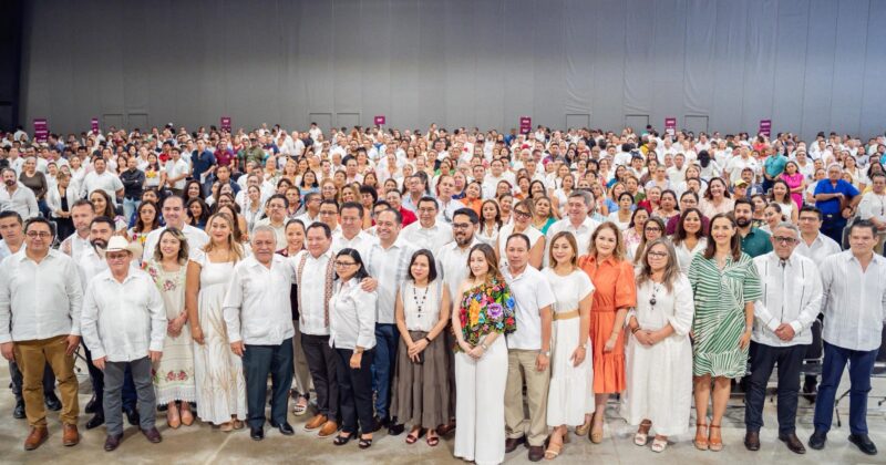 Reconocimiento a las trabajadoras y trabajadores del Gobierno de Yucatán