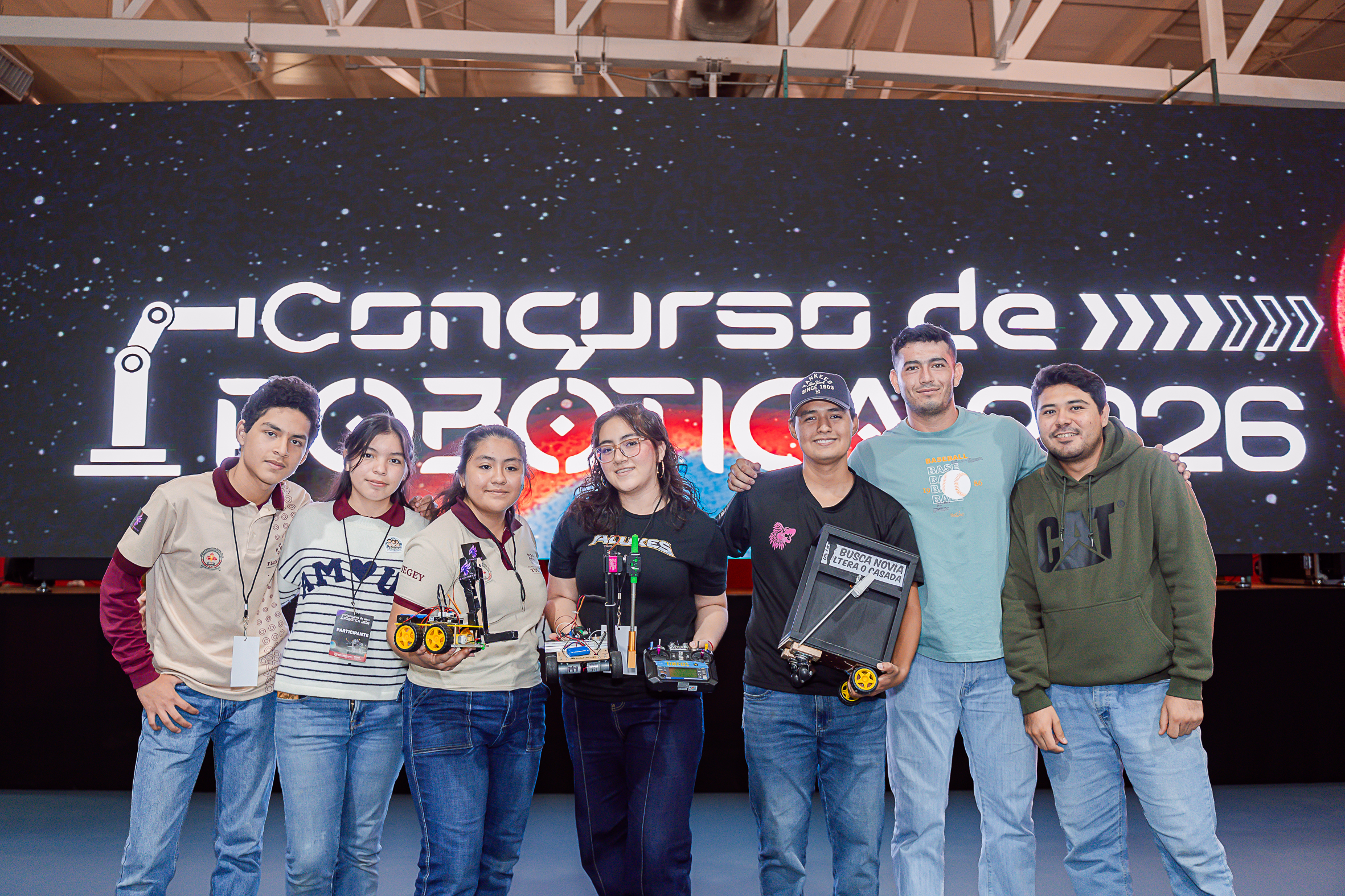 Premia Yucatán el talento de las juventudes en robótica